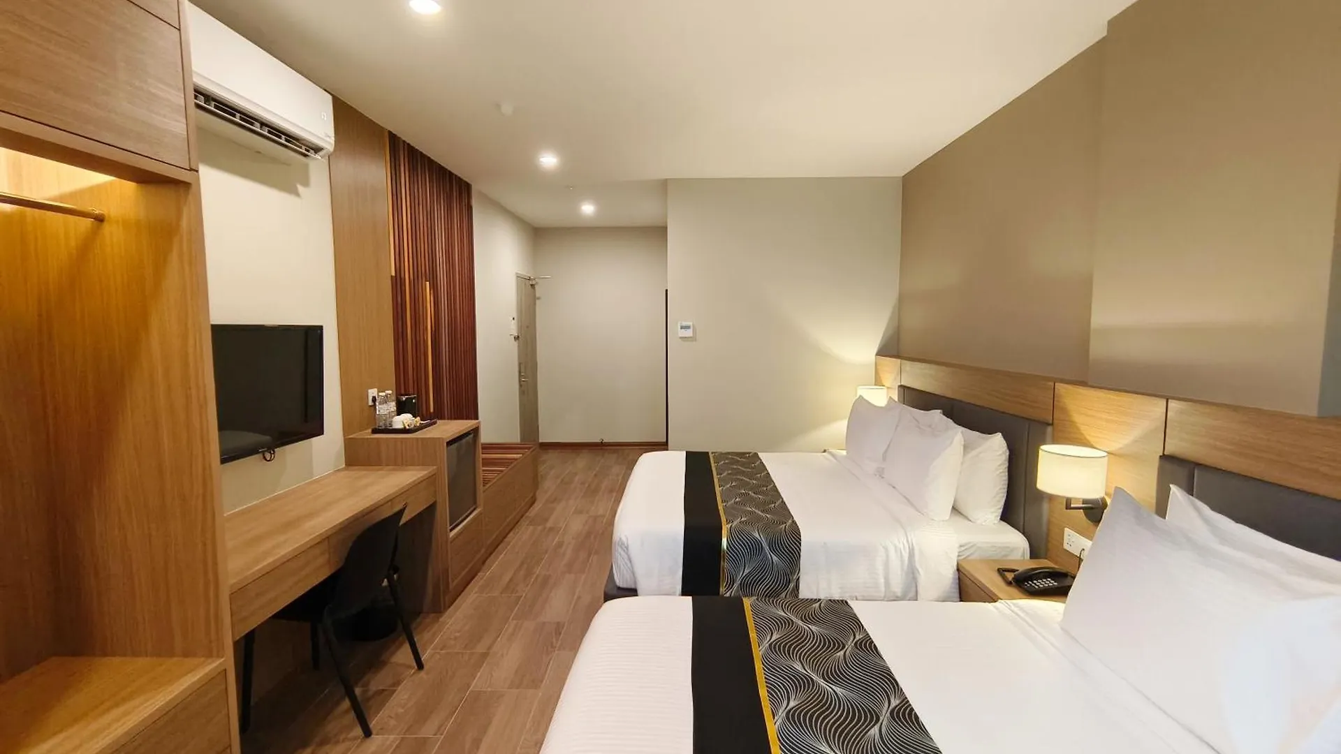 Zoom Hotel George Town