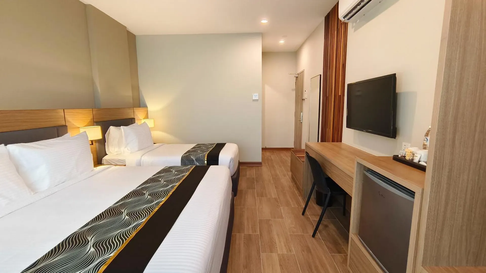 Zoom Hotel George Town